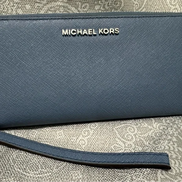 Michael Kors Slate Blue Tote and Wallet Set - Picture 7 of 15